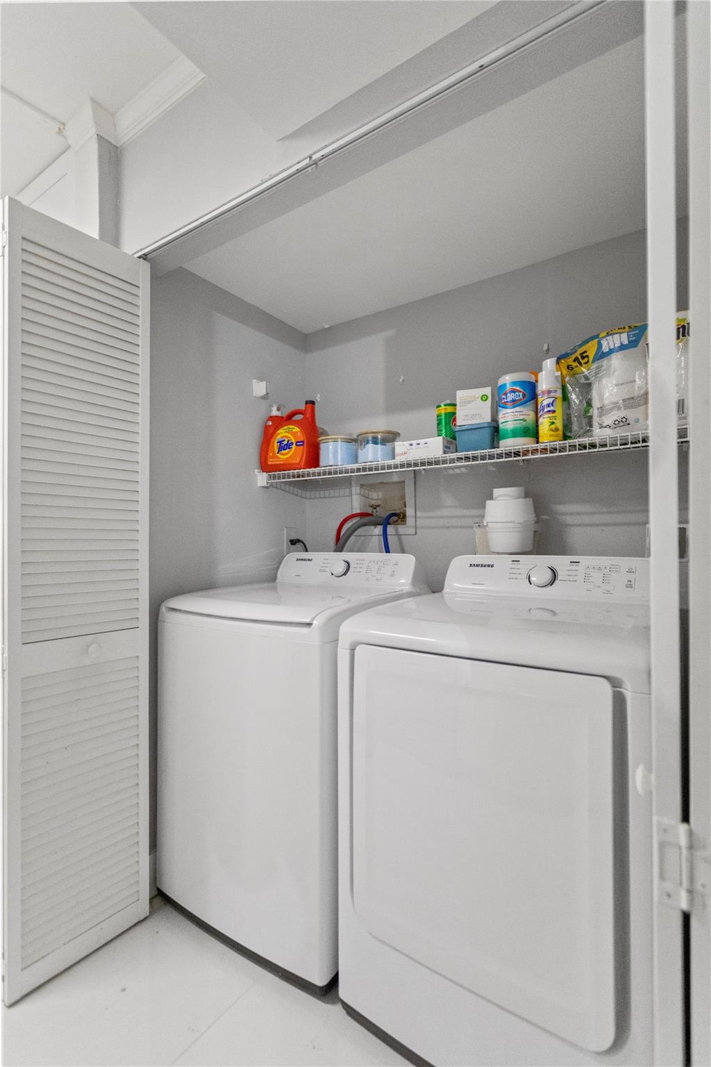 RAMBLEWOOD - Residential