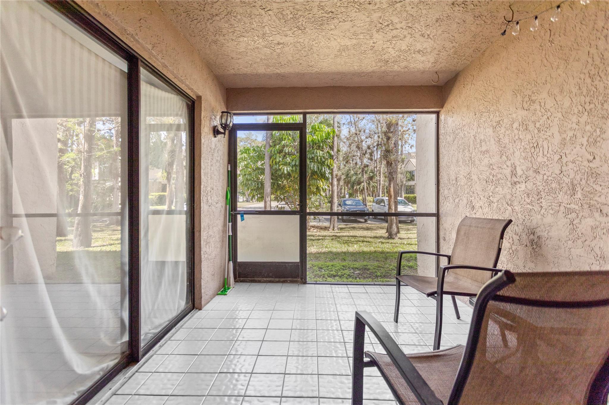 RAMBLEWOOD - Residential