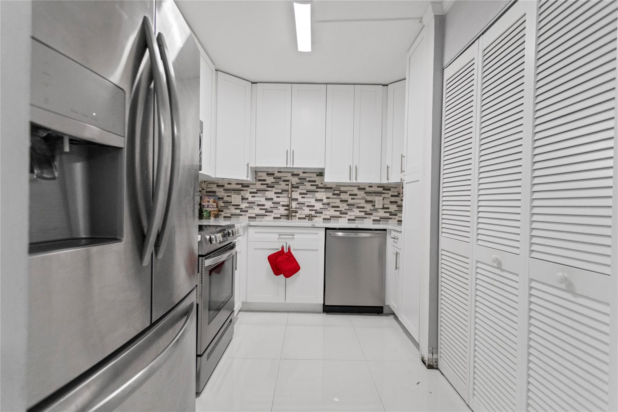 RAMBLEWOOD - Residential