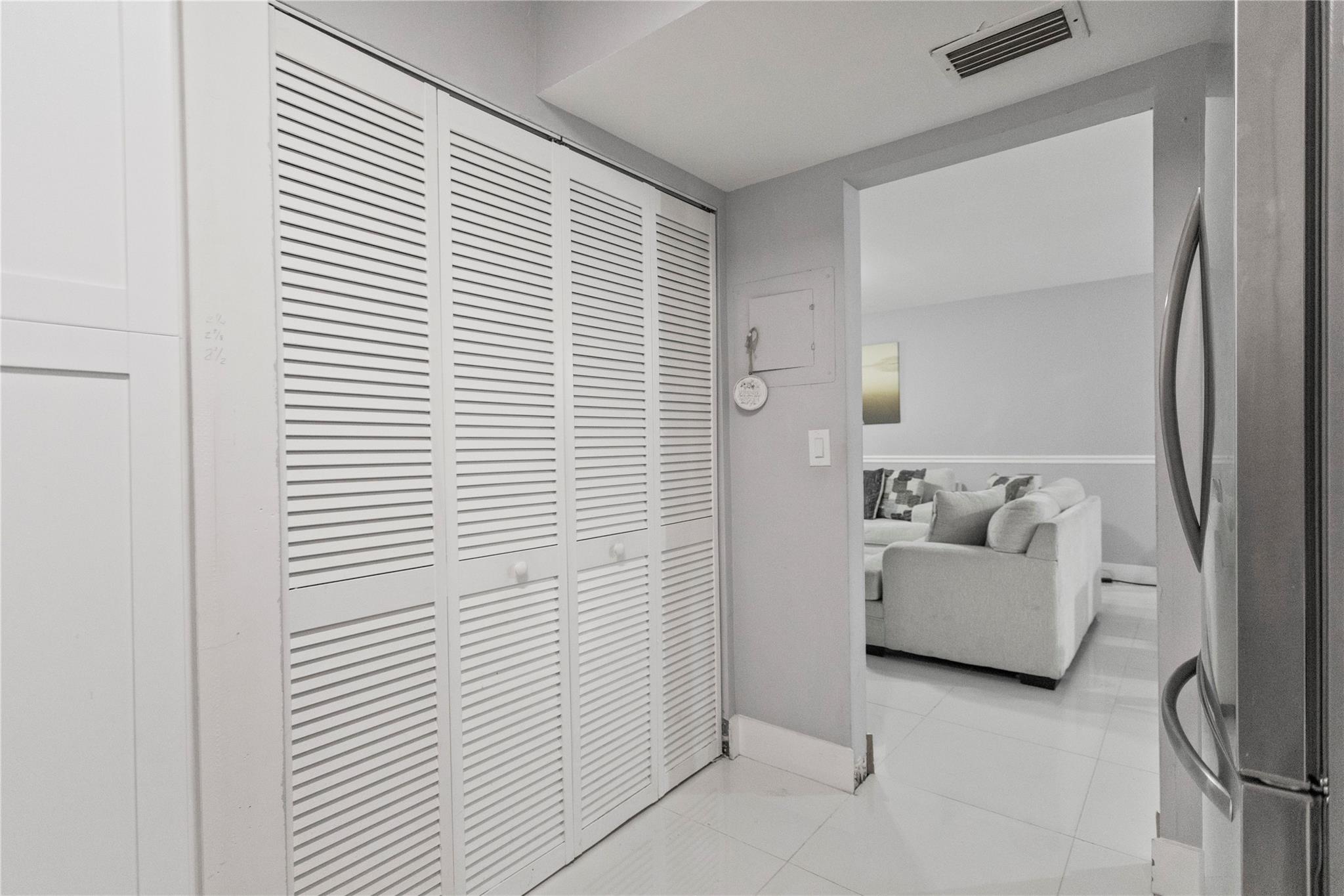 RAMBLEWOOD - Residential