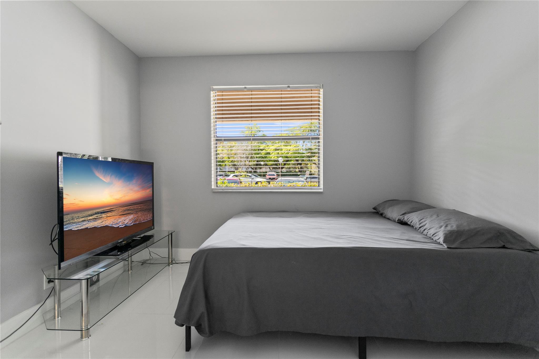 RAMBLEWOOD - Residential