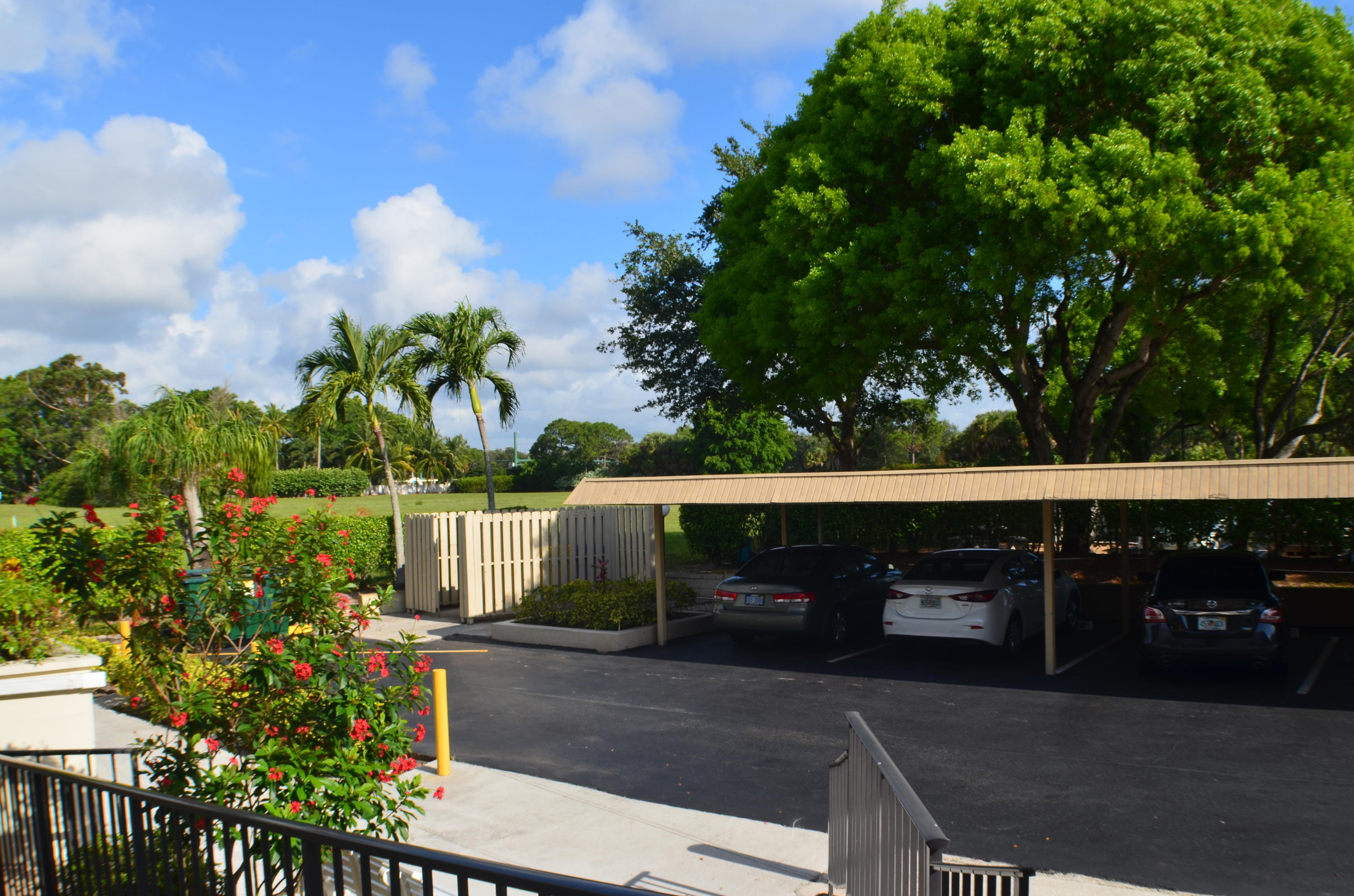 LONGWOOD CONDOMINIUM - Residential