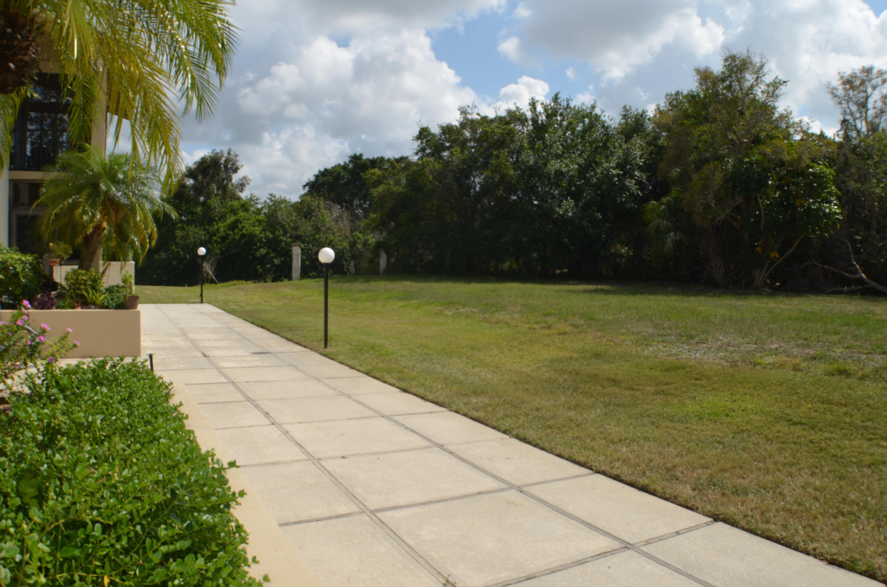 LONGWOOD CONDOMINIUM - Residential