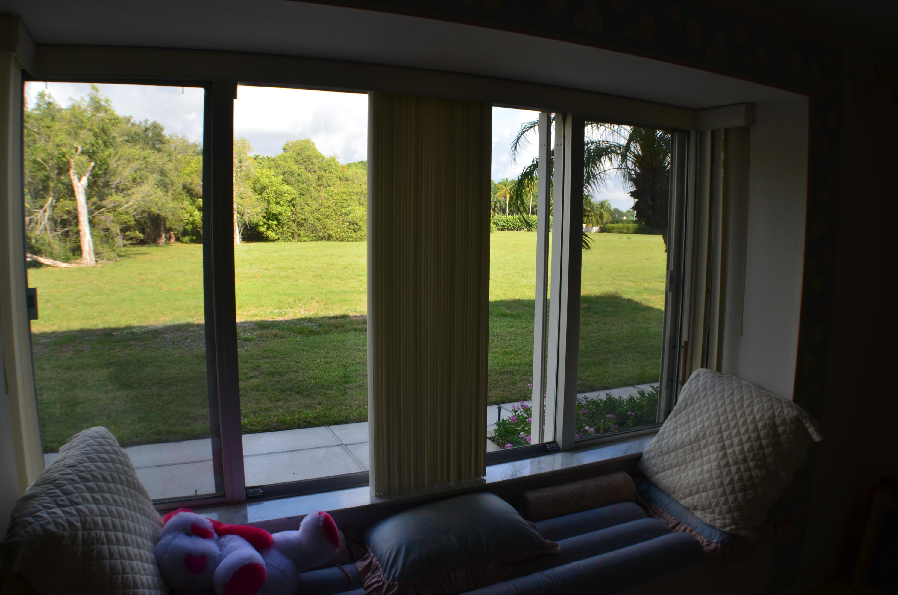 LONGWOOD CONDOMINIUM - Residential