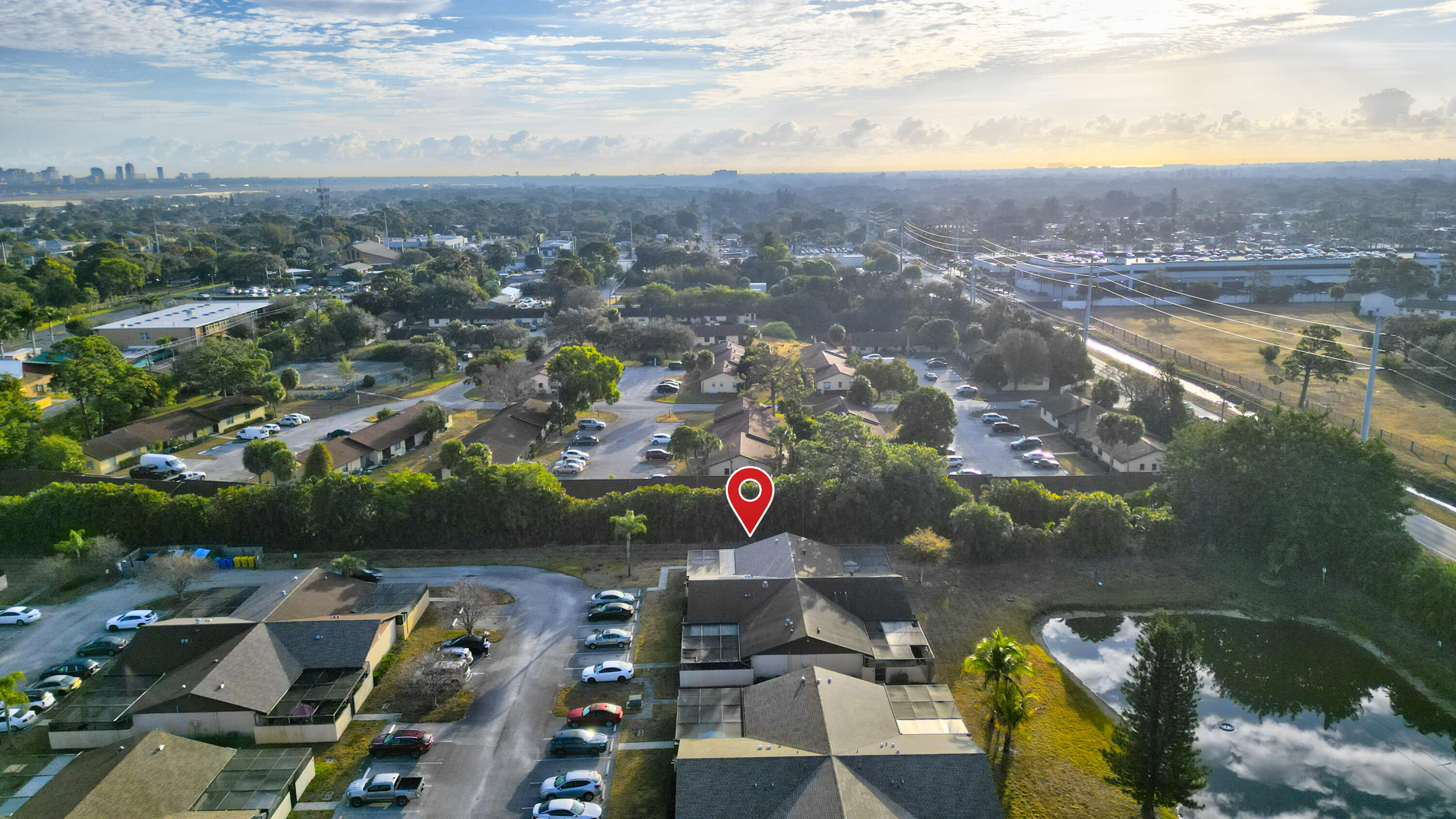 SUNNY PALMS VILLAS - Residential