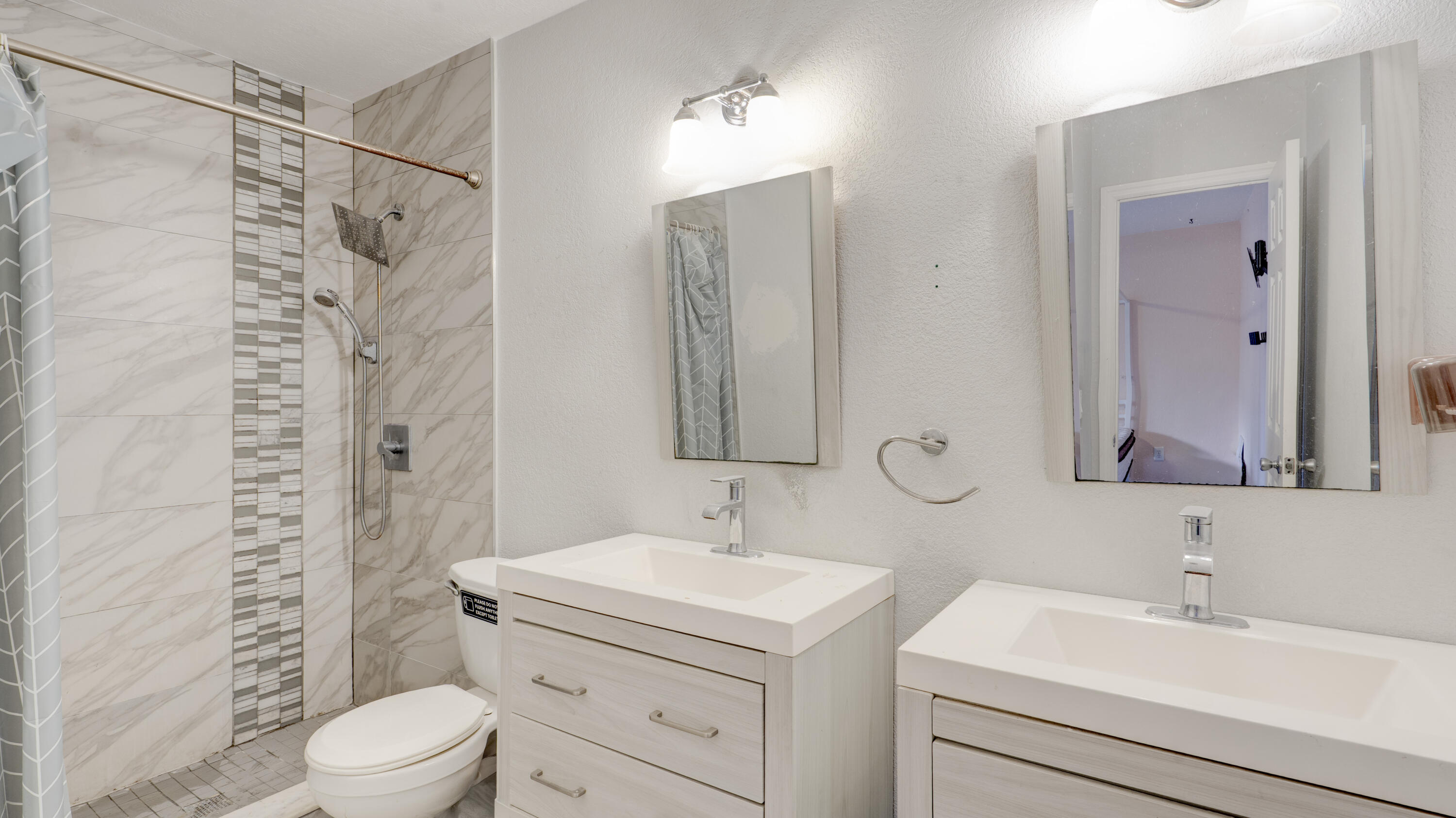 SUNNY PALMS VILLAS - Residential