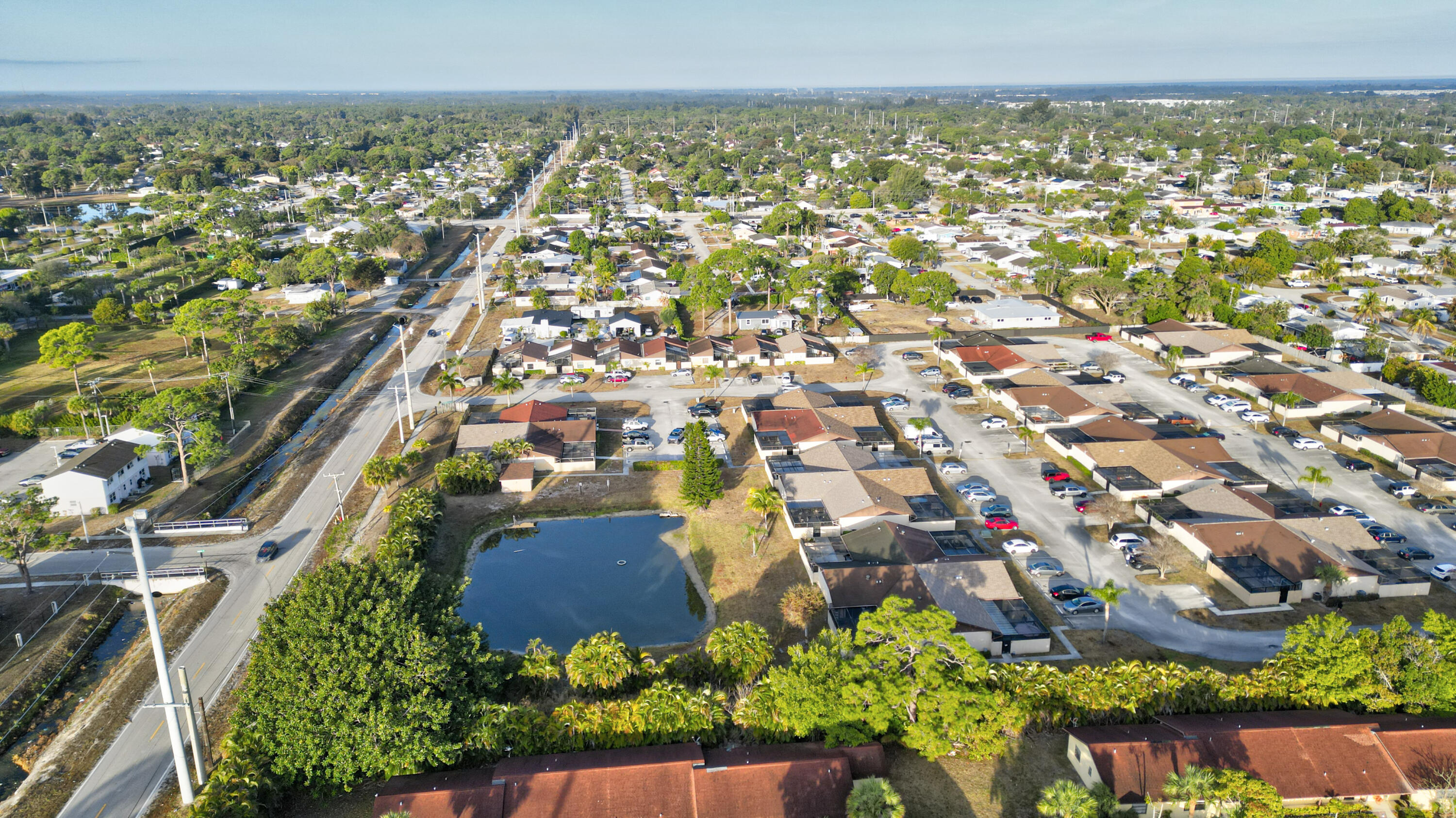 SUNNY PALMS VILLAS - Residential