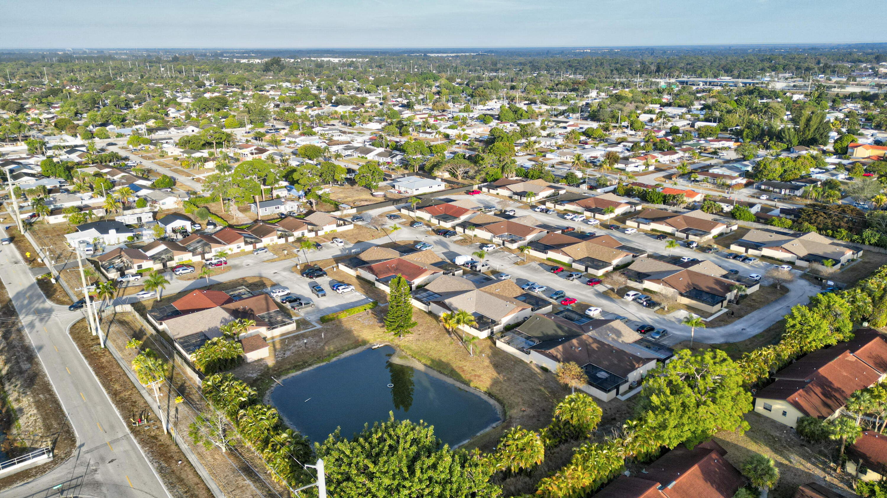 SUNNY PALMS VILLAS - Residential
