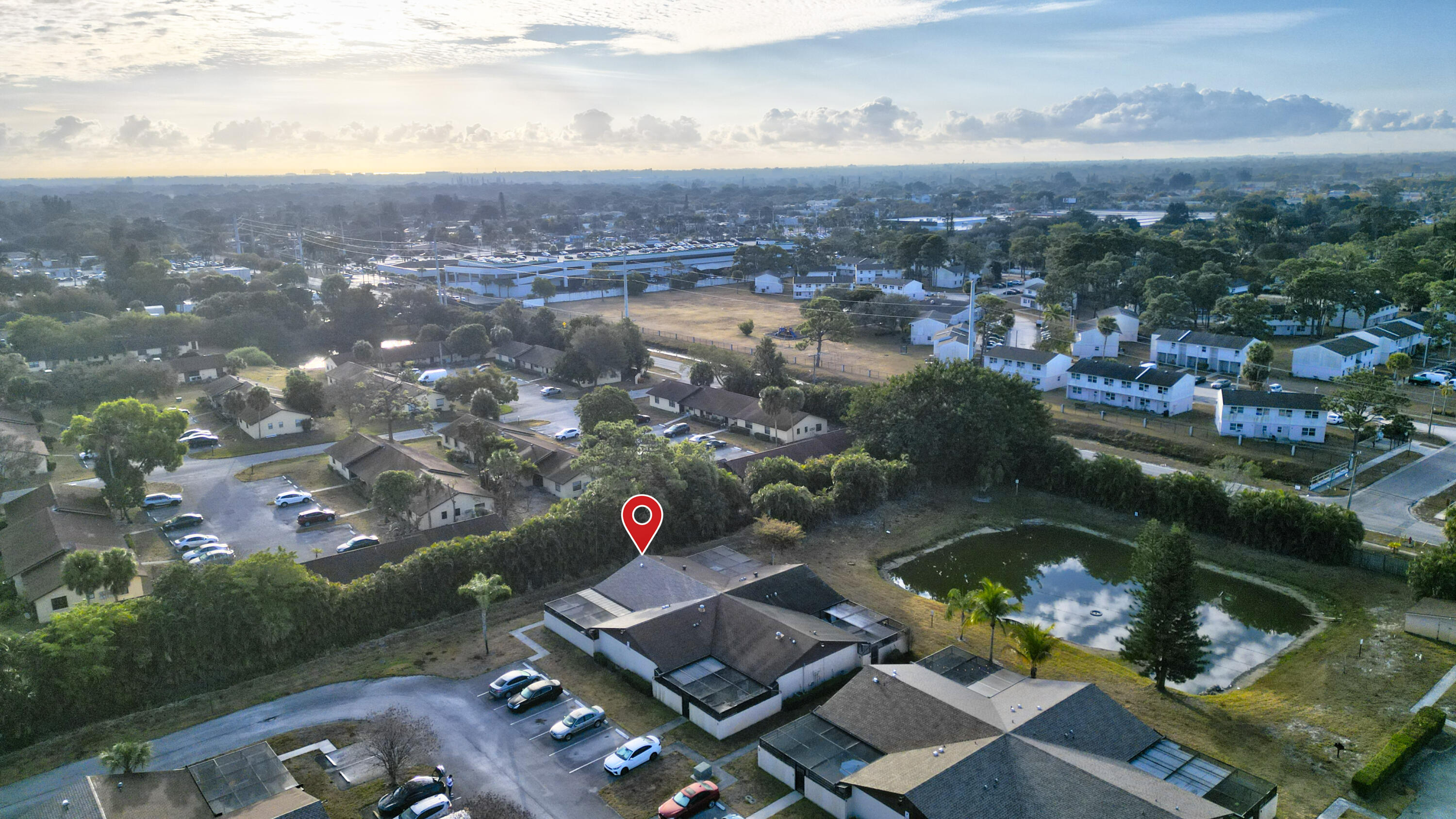 SUNNY PALMS VILLAS - Residential