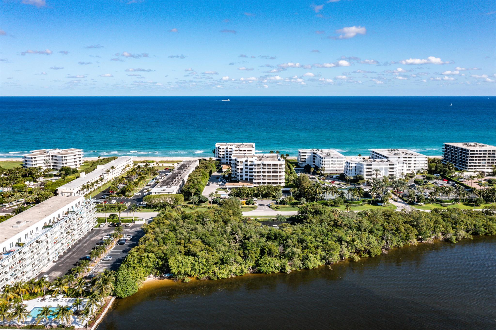PALM BEACH STRATFORD - Residential