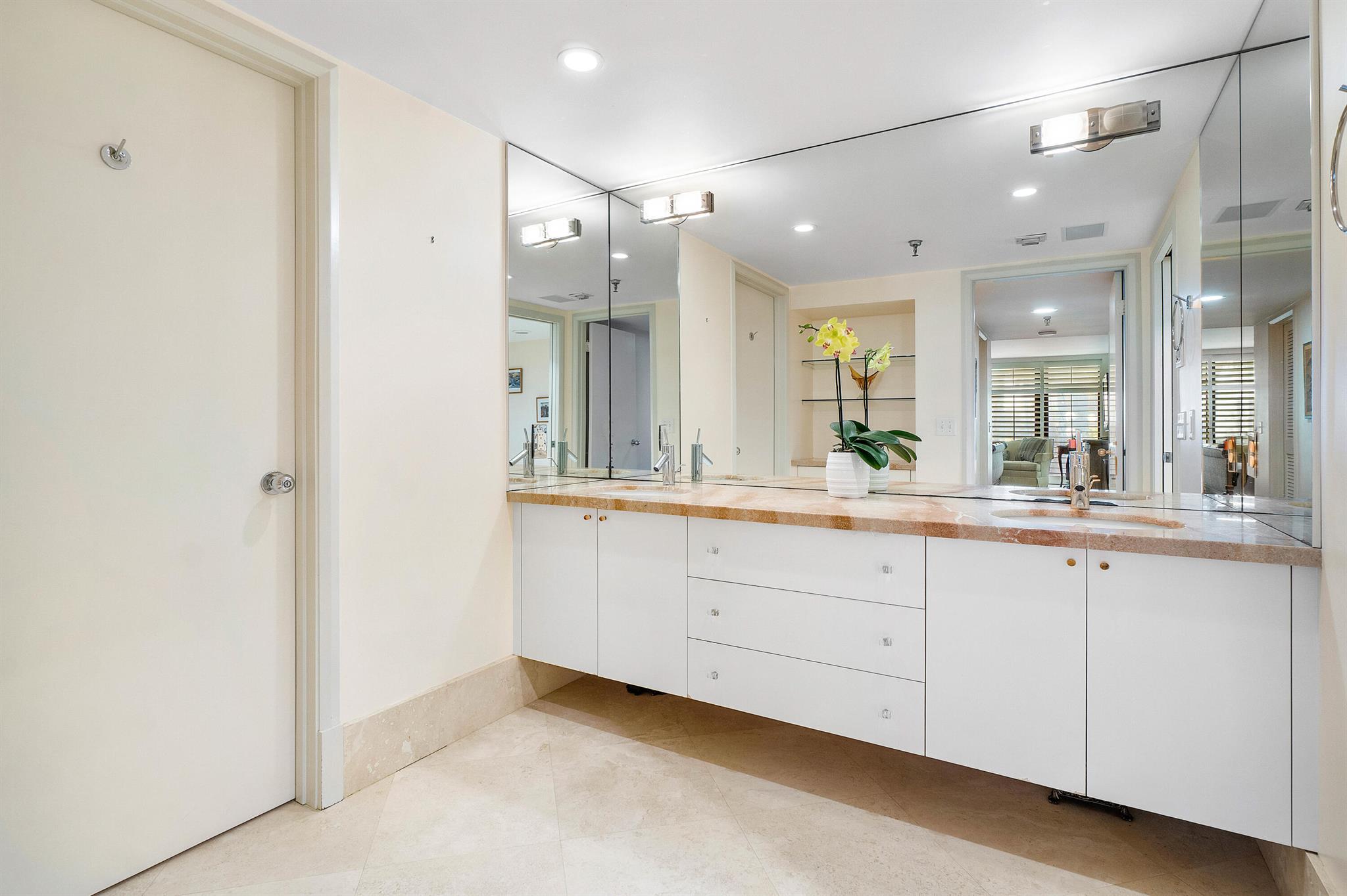 PALM BEACH STRATFORD - Residential