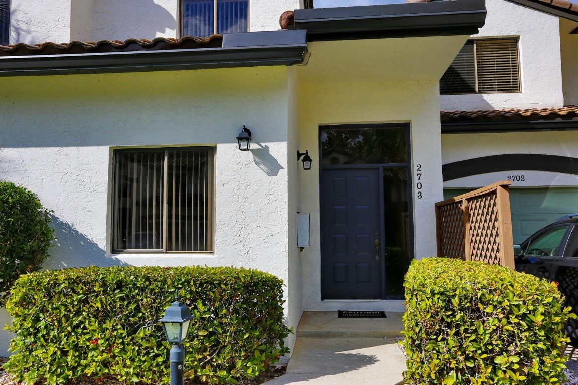 7525 NW 61st Terrace 2703