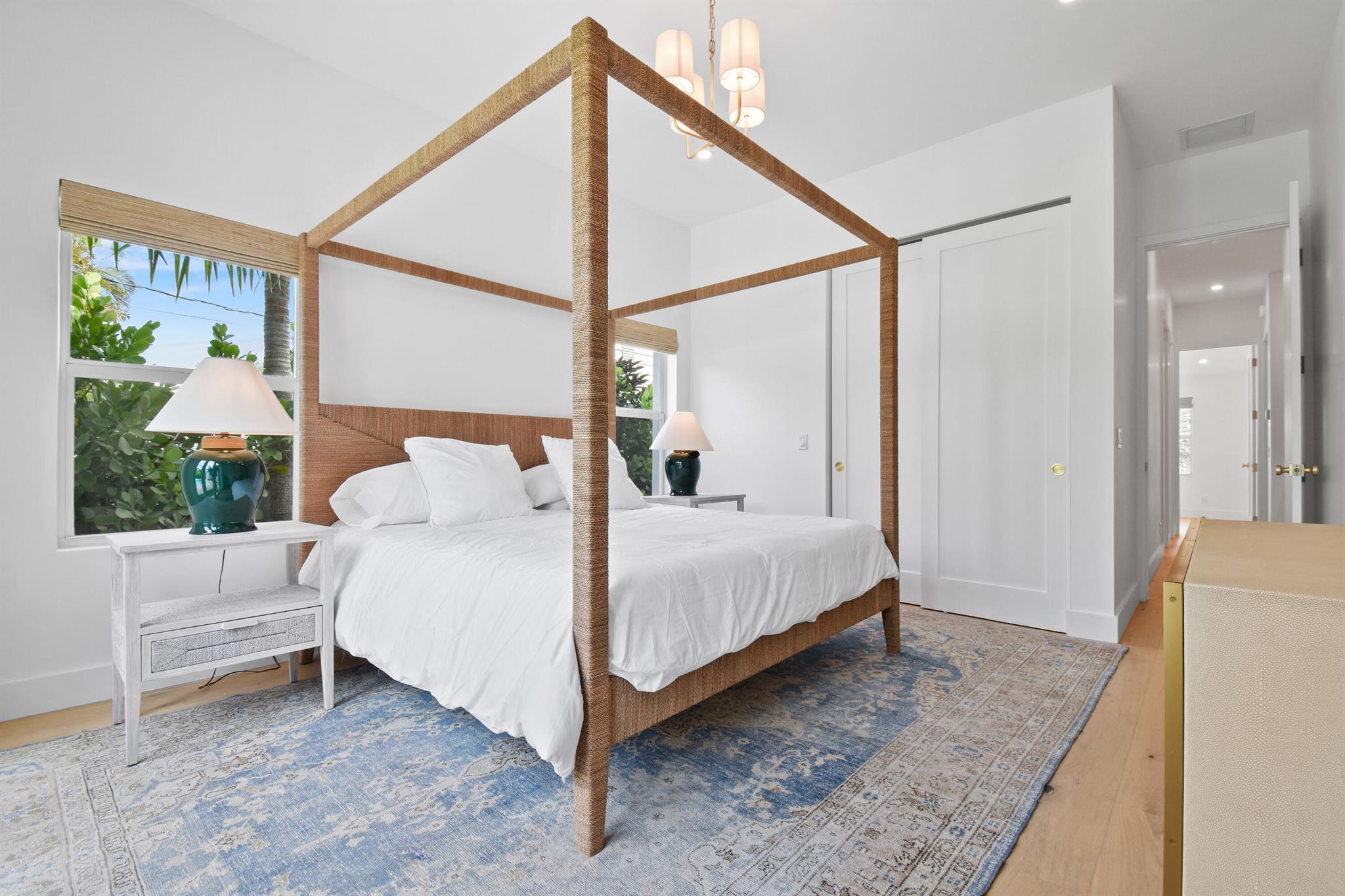 FLAMINGO PARK - Residential Lease