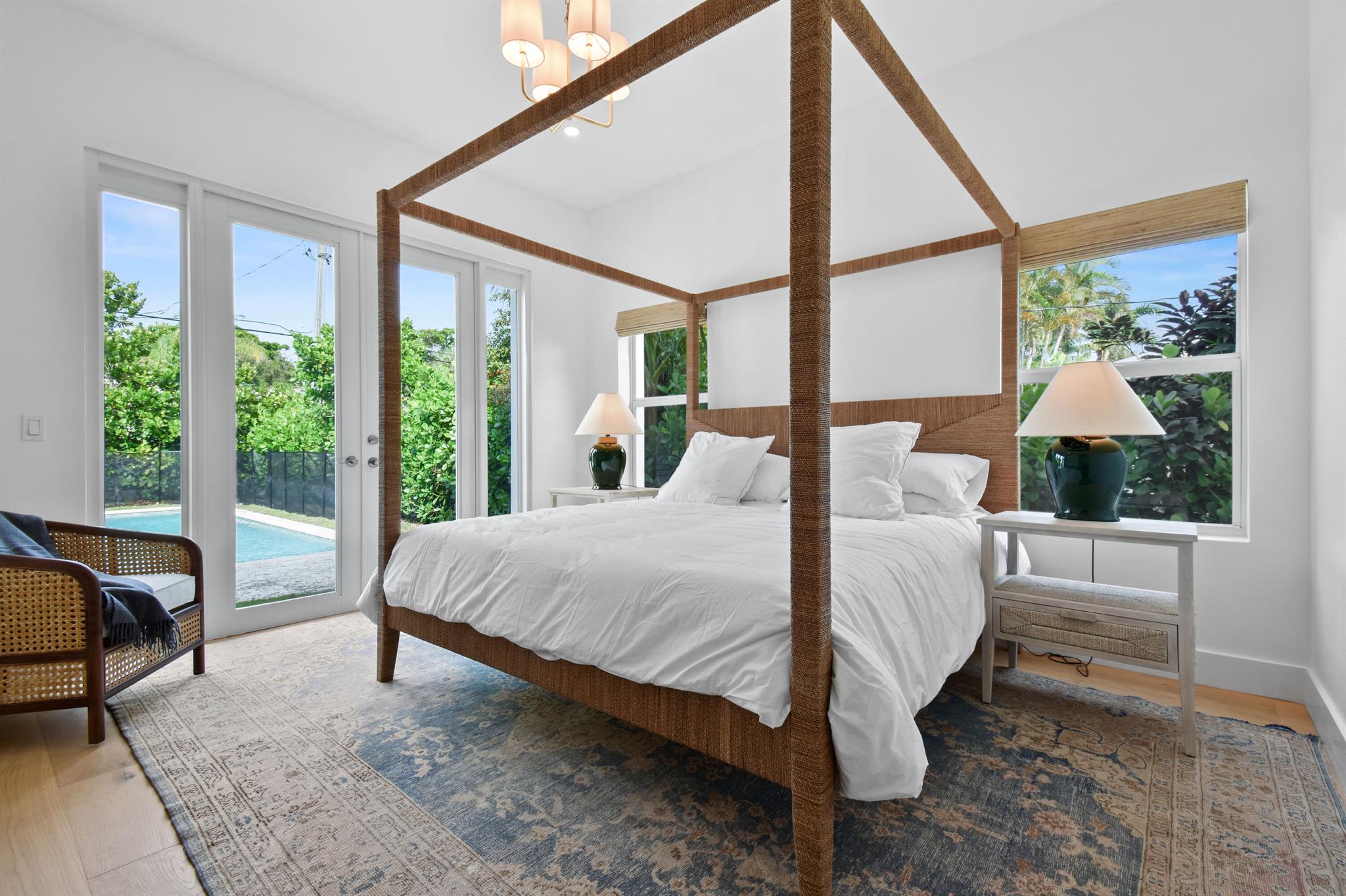 FLAMINGO PARK - Residential Lease