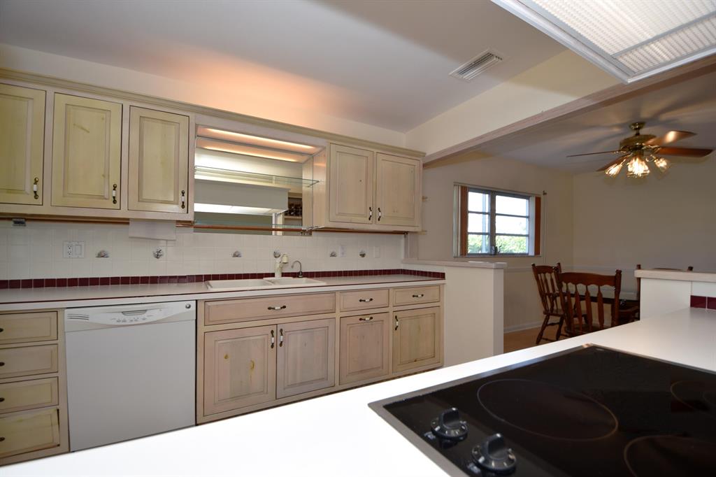 BOCA RATON SQUARE UNIT 13 - Residential