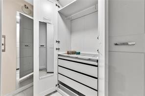 Whitehall I - Residential