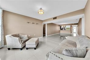 Whitehall I - Residential