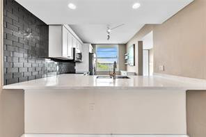 Whitehall I - Residential