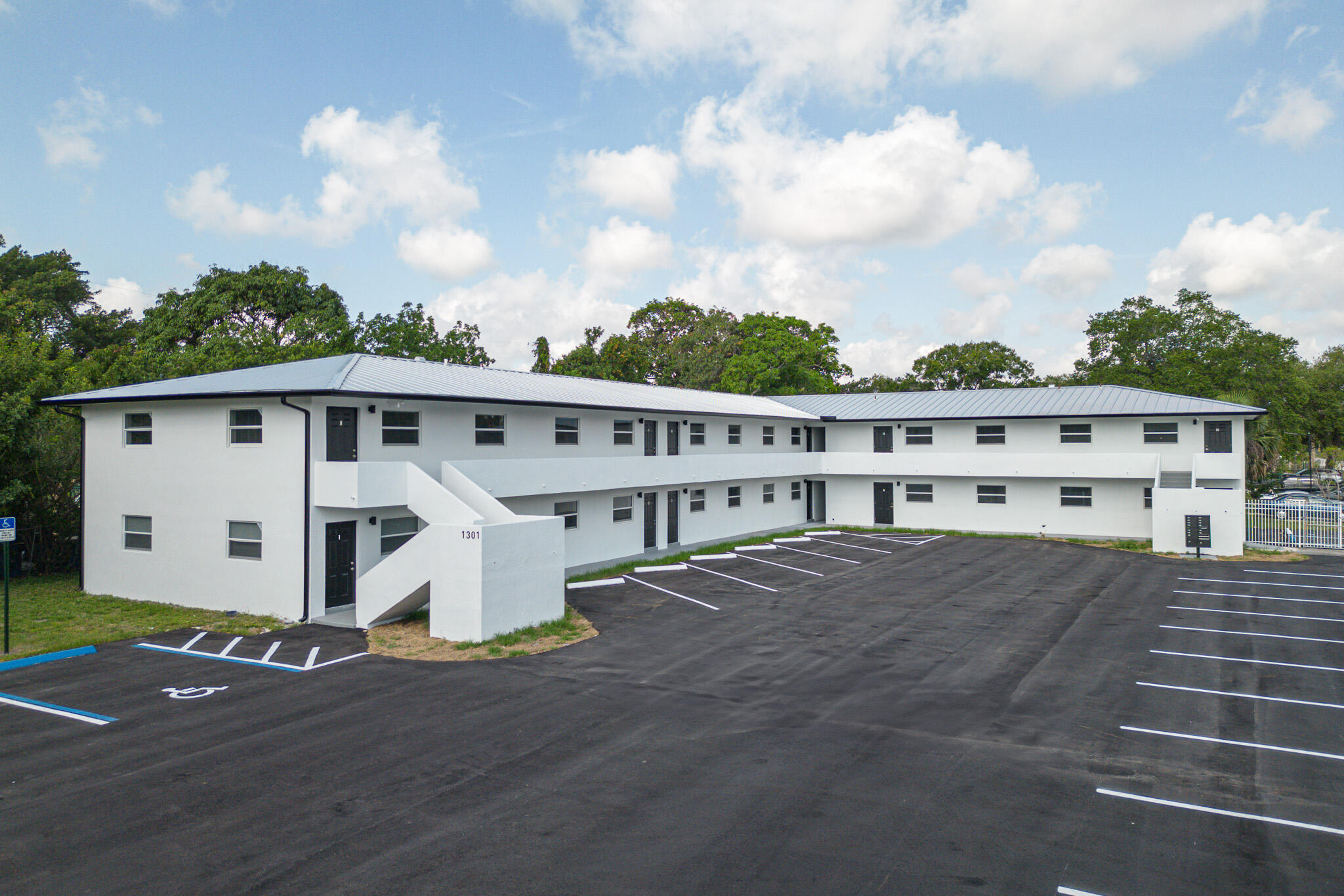 Photo 1 of 12 — 1301 Emerald Terrace 3, Fort Pierce, FL 34950