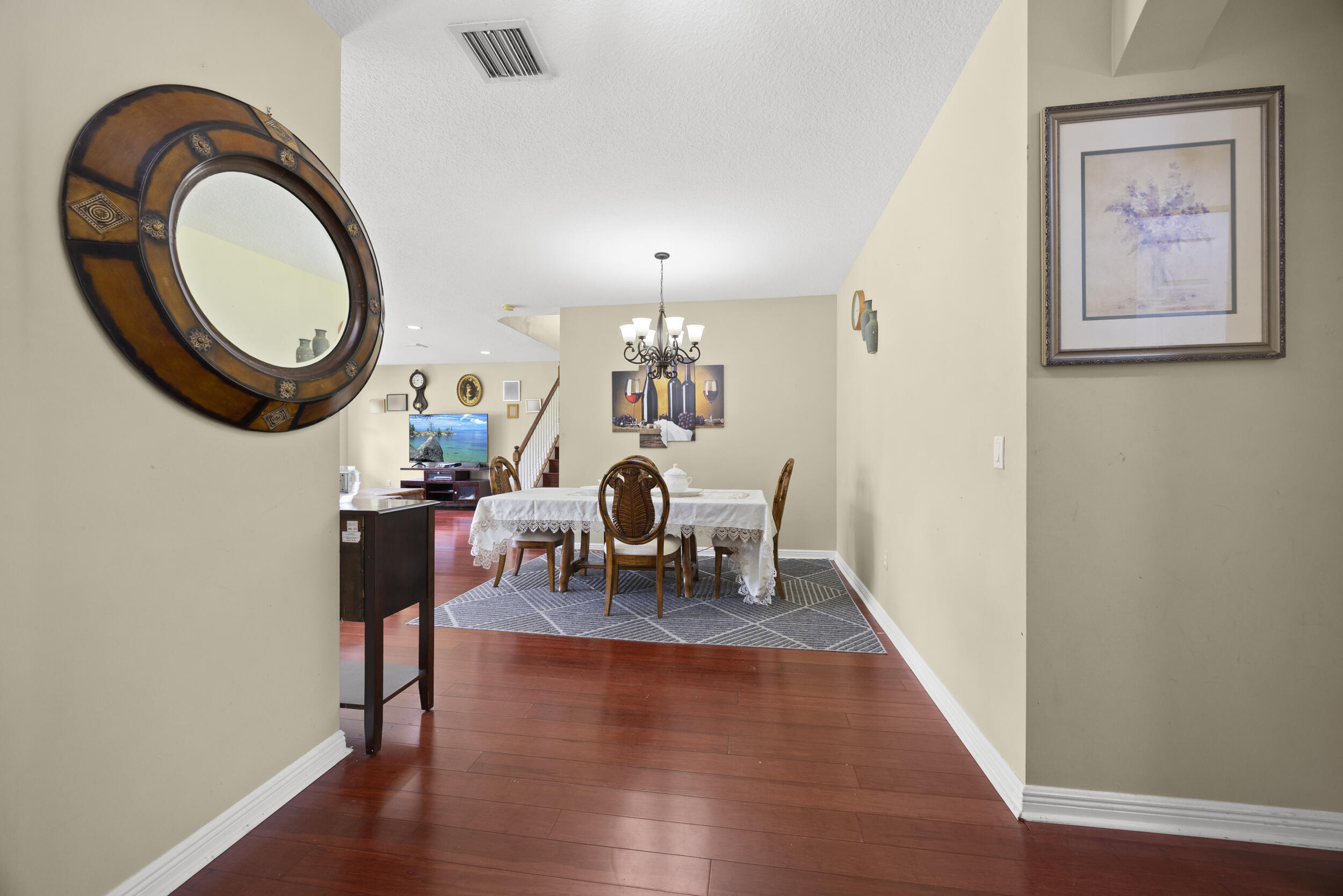 9049 Dupont Place