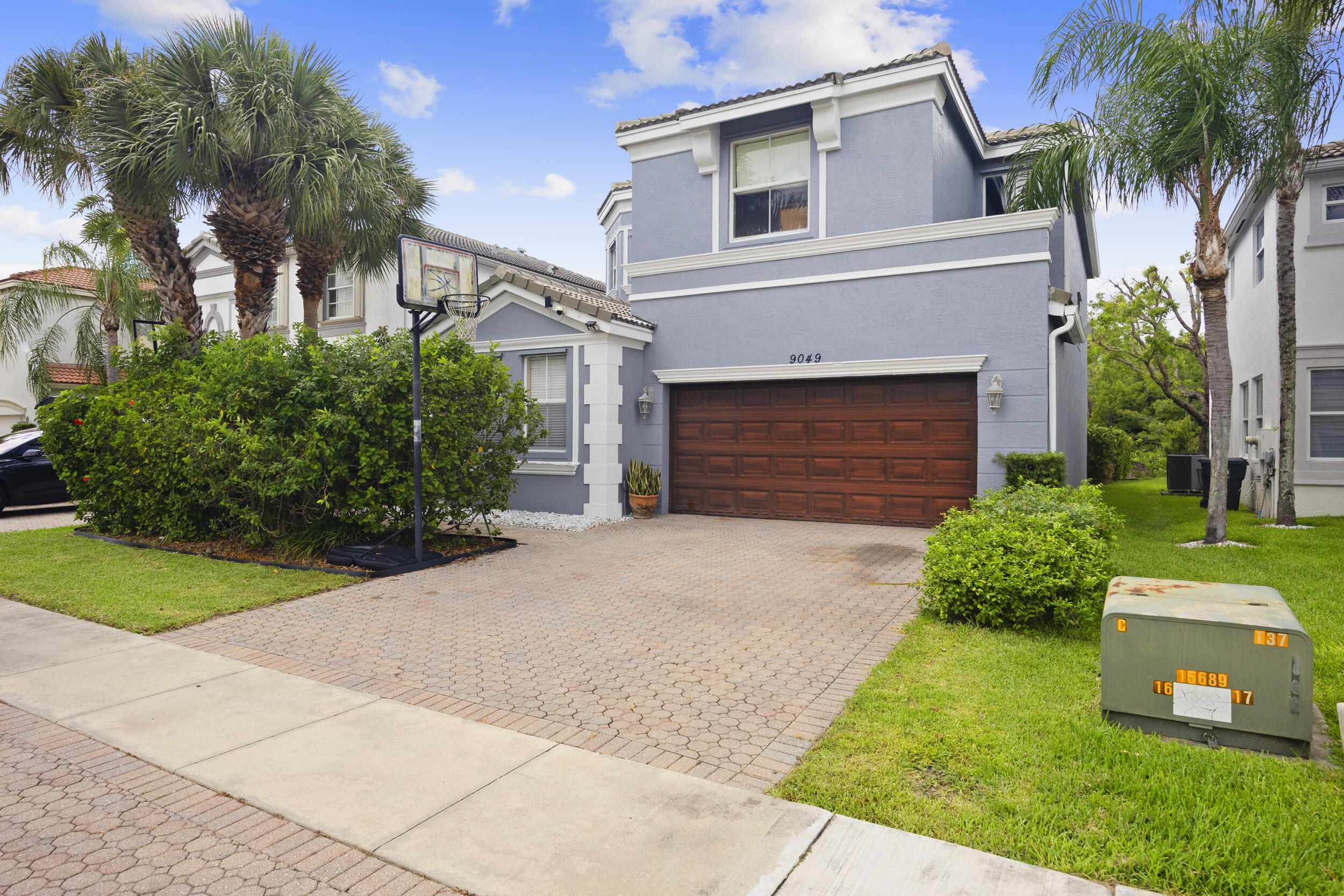 9049 Dupont Place