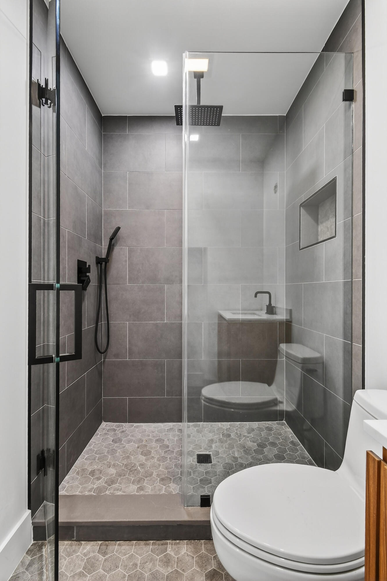 BROADMOOR SEC 1 - Residential