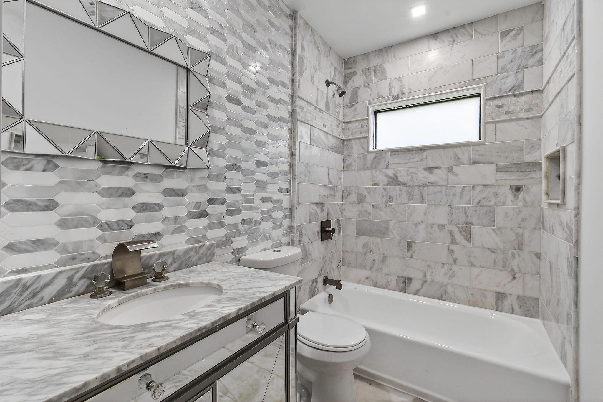 BROADMOOR SEC 1 - Residential