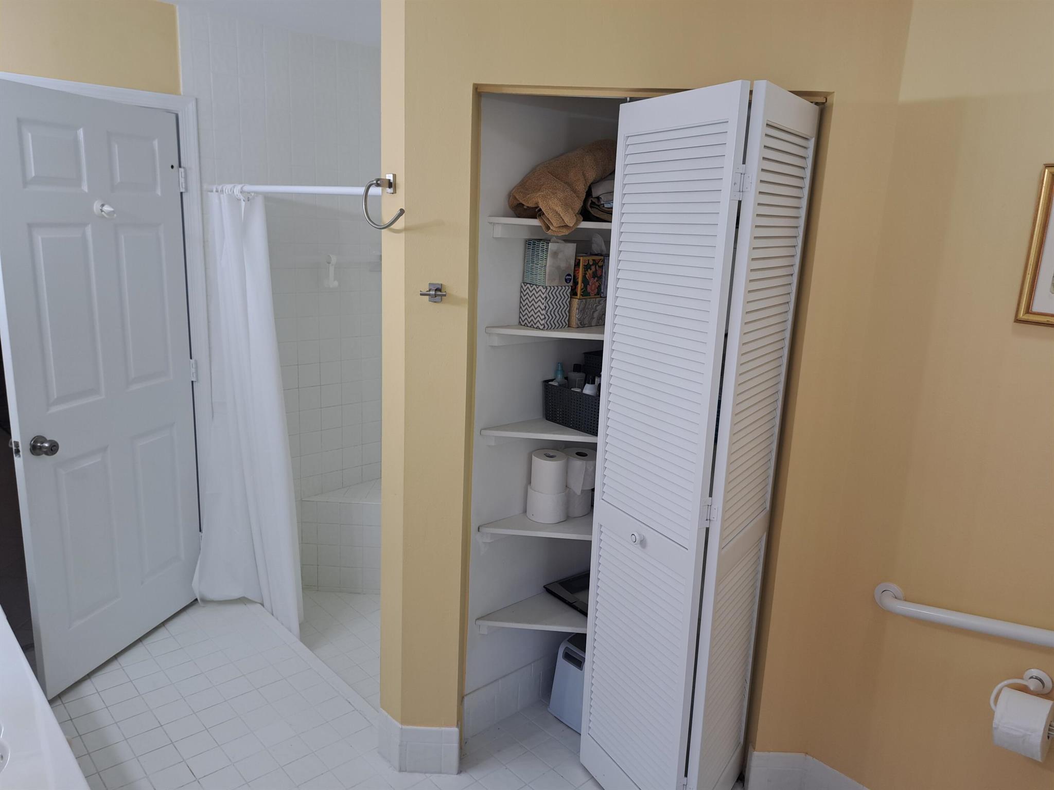 PALM ISLES I, II AND III - Residential