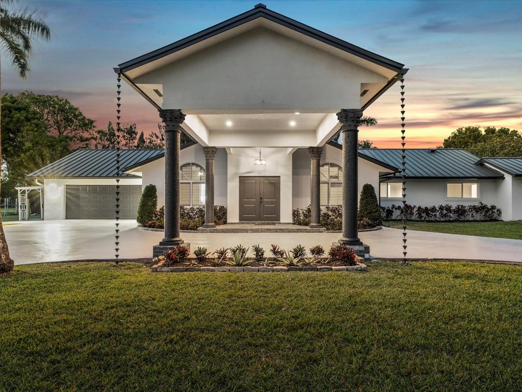 Photo of 17331 SW 65 Court, Southwest Ranches, FL 33331 (MLS # F10428147)