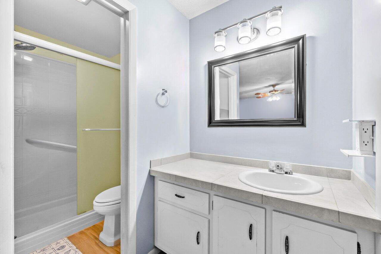 POINTE OVERLOOK CONDO - Residential