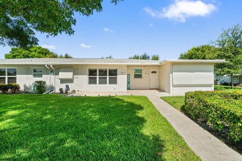 7376 W Oakridge Circle C Lake Worth FL 33462