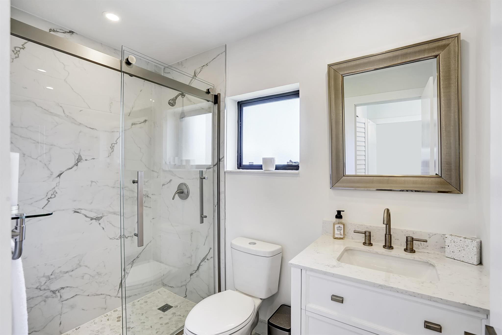 COCO WOOD LAKES SEC 1 - Residential Lease