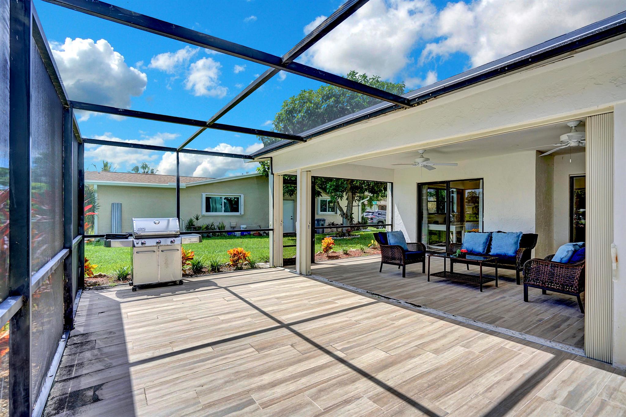 COCO WOOD LAKES SEC 1 - Residential Lease