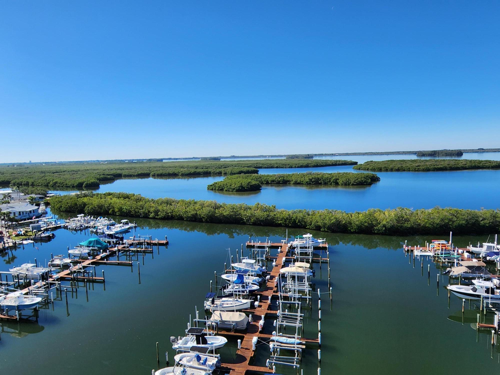 OCEAN HARBOUR CONDOMINIUM - Residential