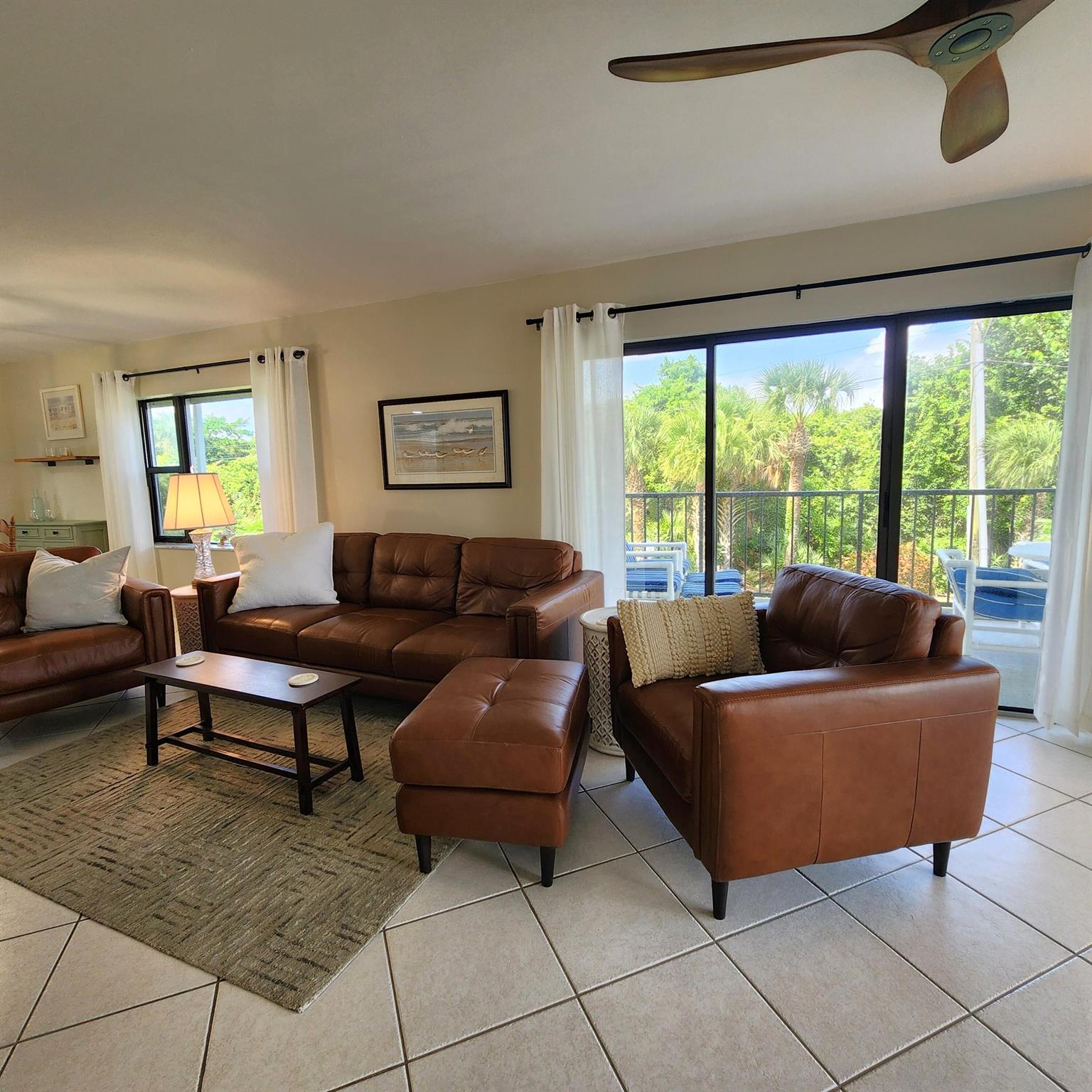 OCEAN HARBOUR CONDOMINIUM - Residential