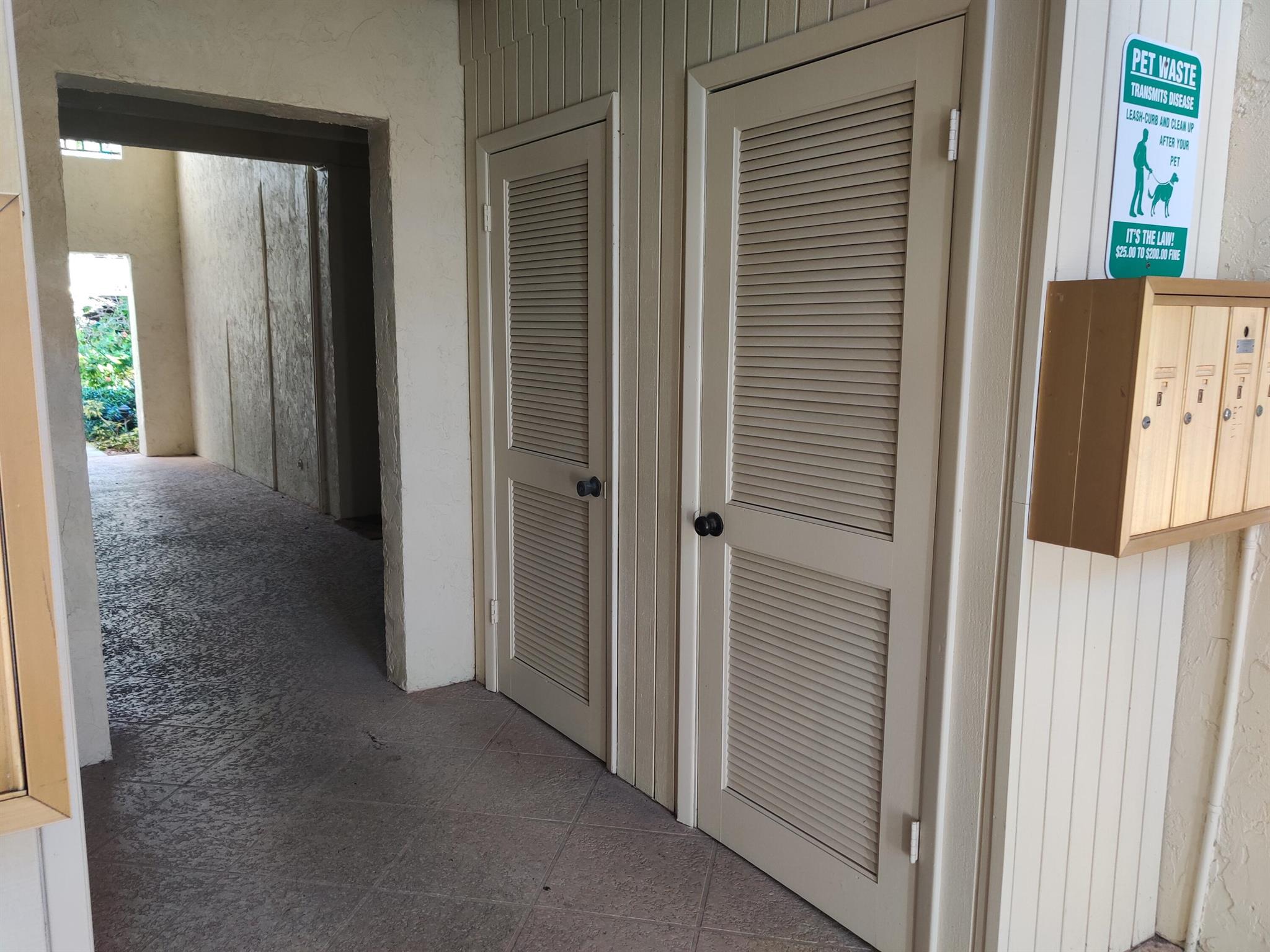 PINES OF JUPITER/TEQUESTA - Residential