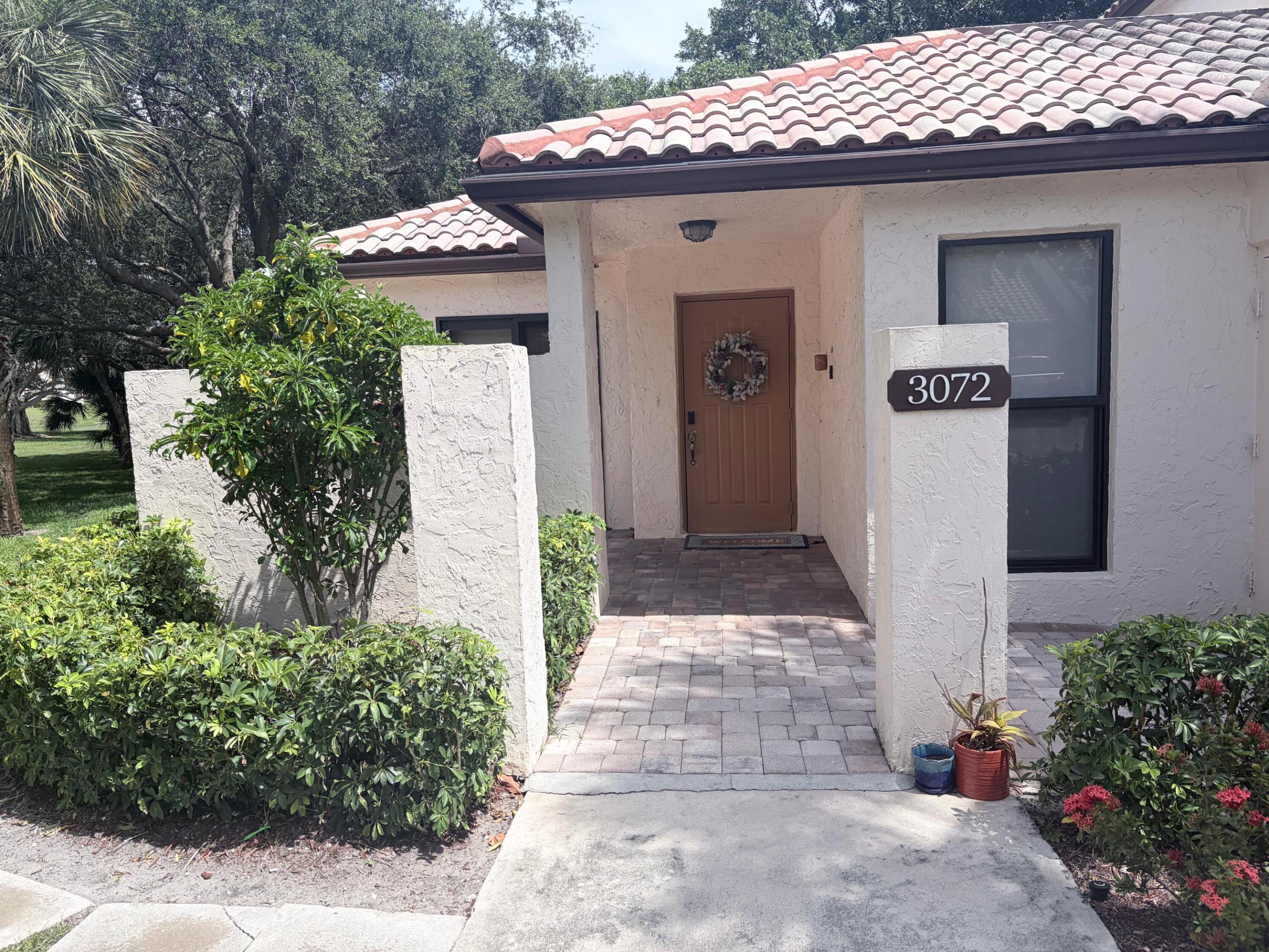 WINDWOOD UNIT I - Residential Lease
