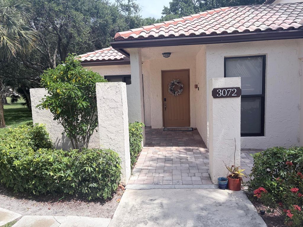 Photo of 3072 Inglewood Terrace, Boca Raton, FL 33431 (MLS # B26034369)