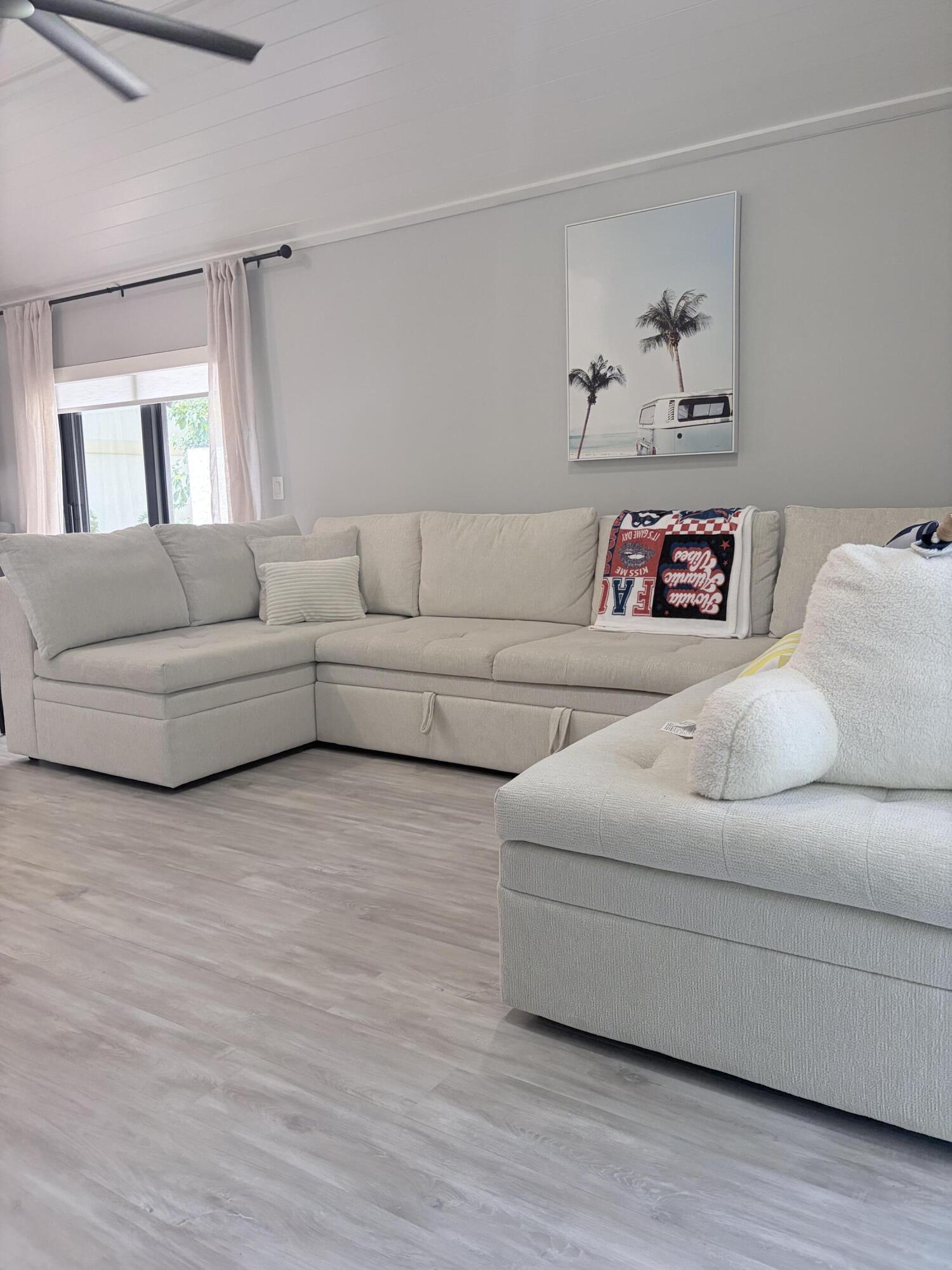 WINDWOOD UNIT I - Residential Lease
