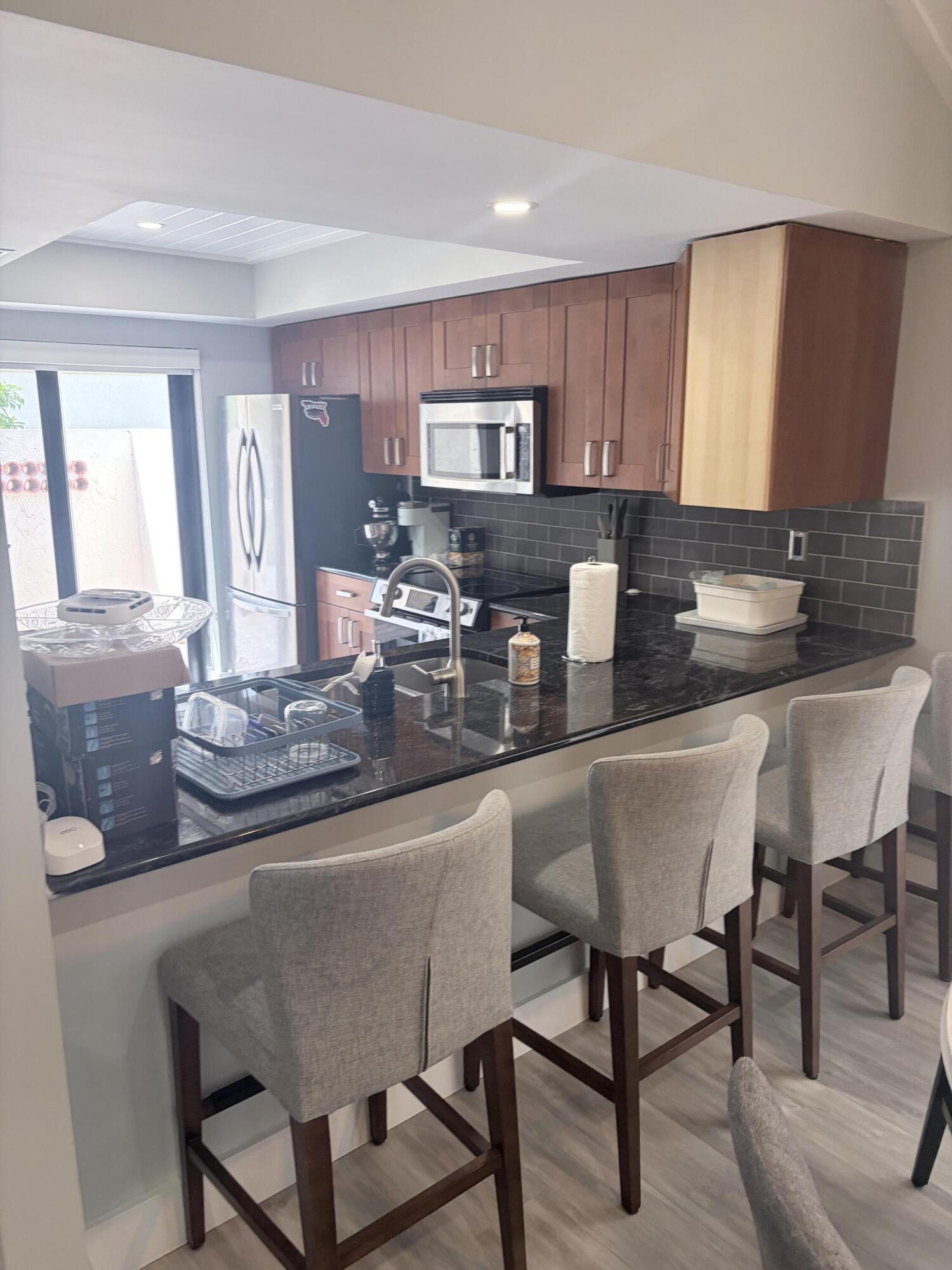 WINDWOOD UNIT I - Residential Lease