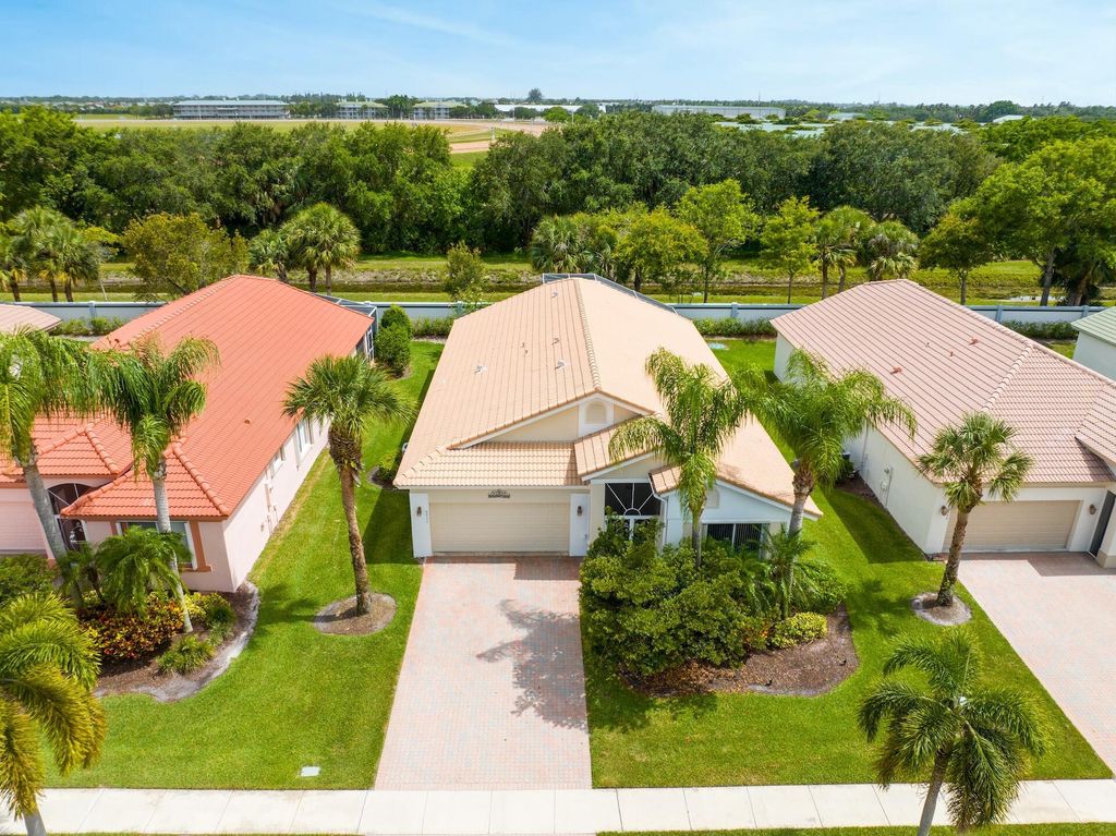 Photo of 8932 Agliana Circle, Boynton Beach, FL 33472 (MLS # R11094908)