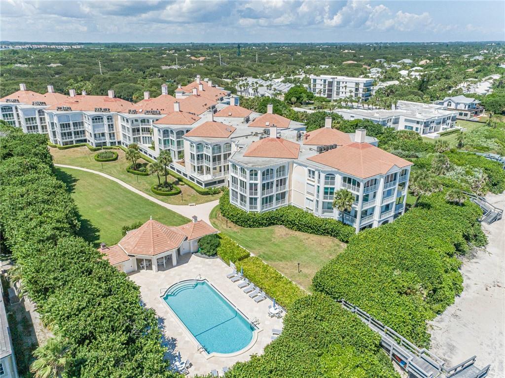 VICTORIA CONDO - Residential