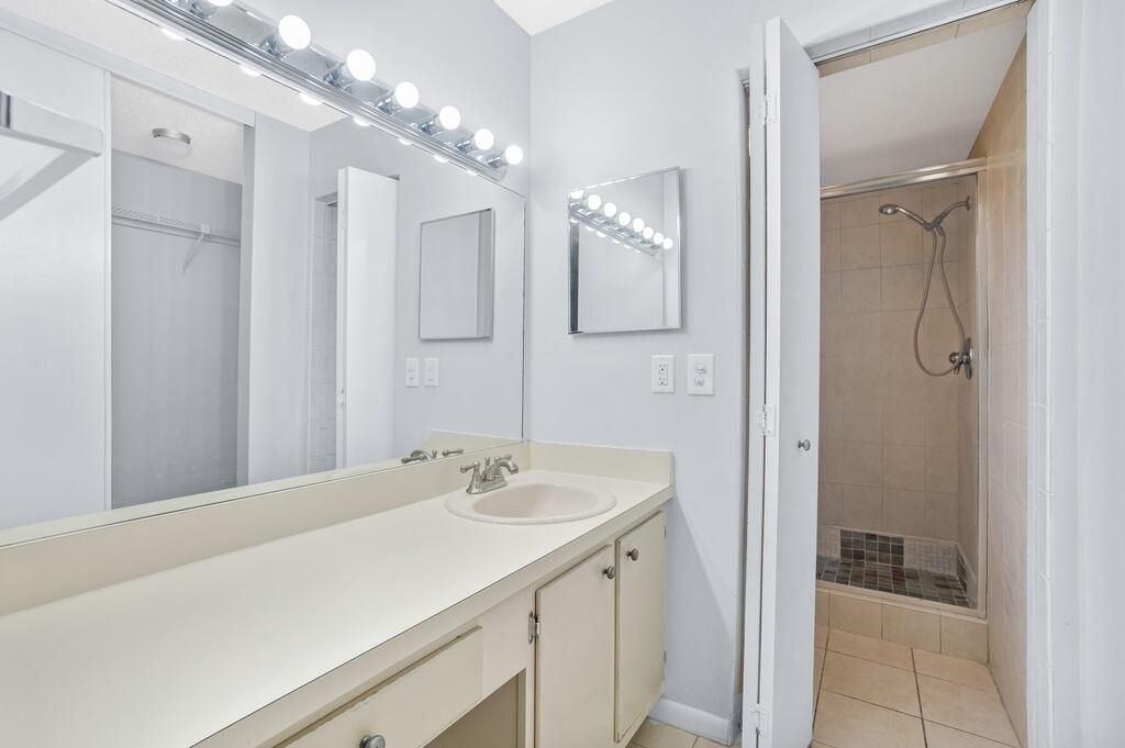 POND APPLE PLACE IV-A CONDO - Residential