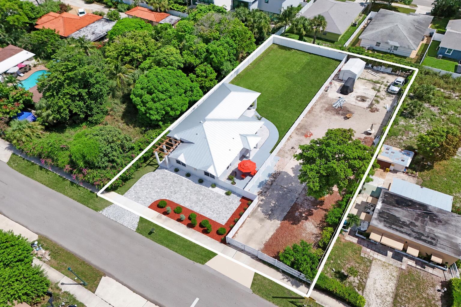 202 SE 4TH Street