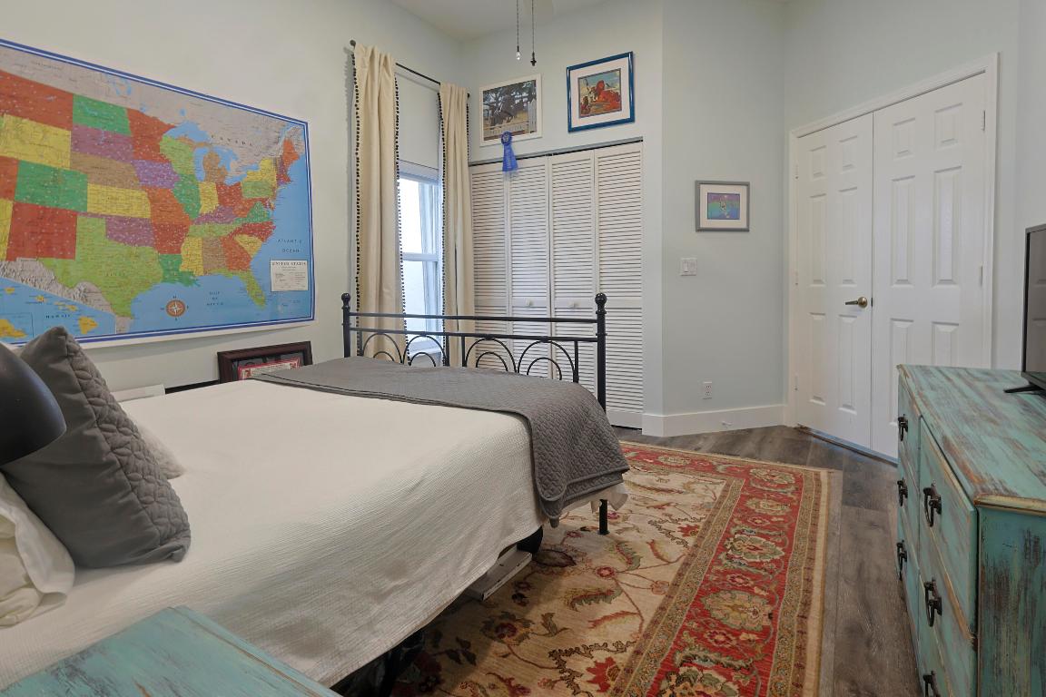 MARINER VILLAGE - Residential