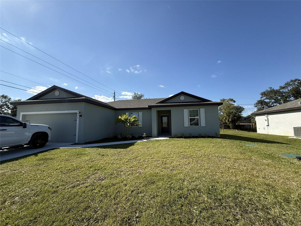 Photo of 8715 98th Ct, Vero Beach, FL 32967 (MLS # F10539851)