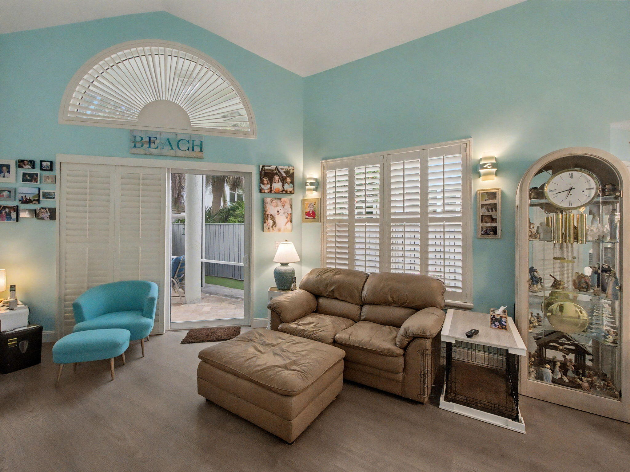 SEA COLONY - Residential