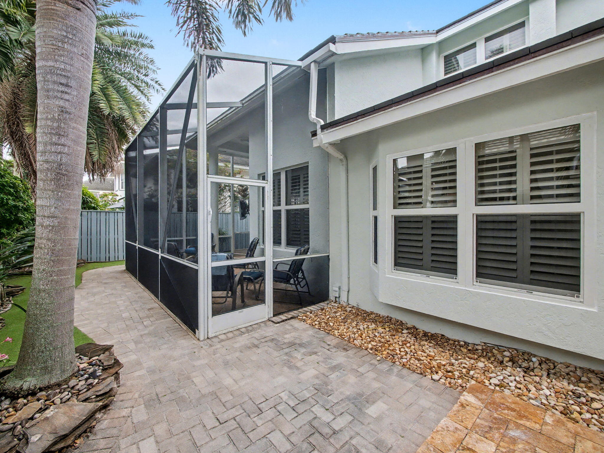 SEA COLONY - Residential