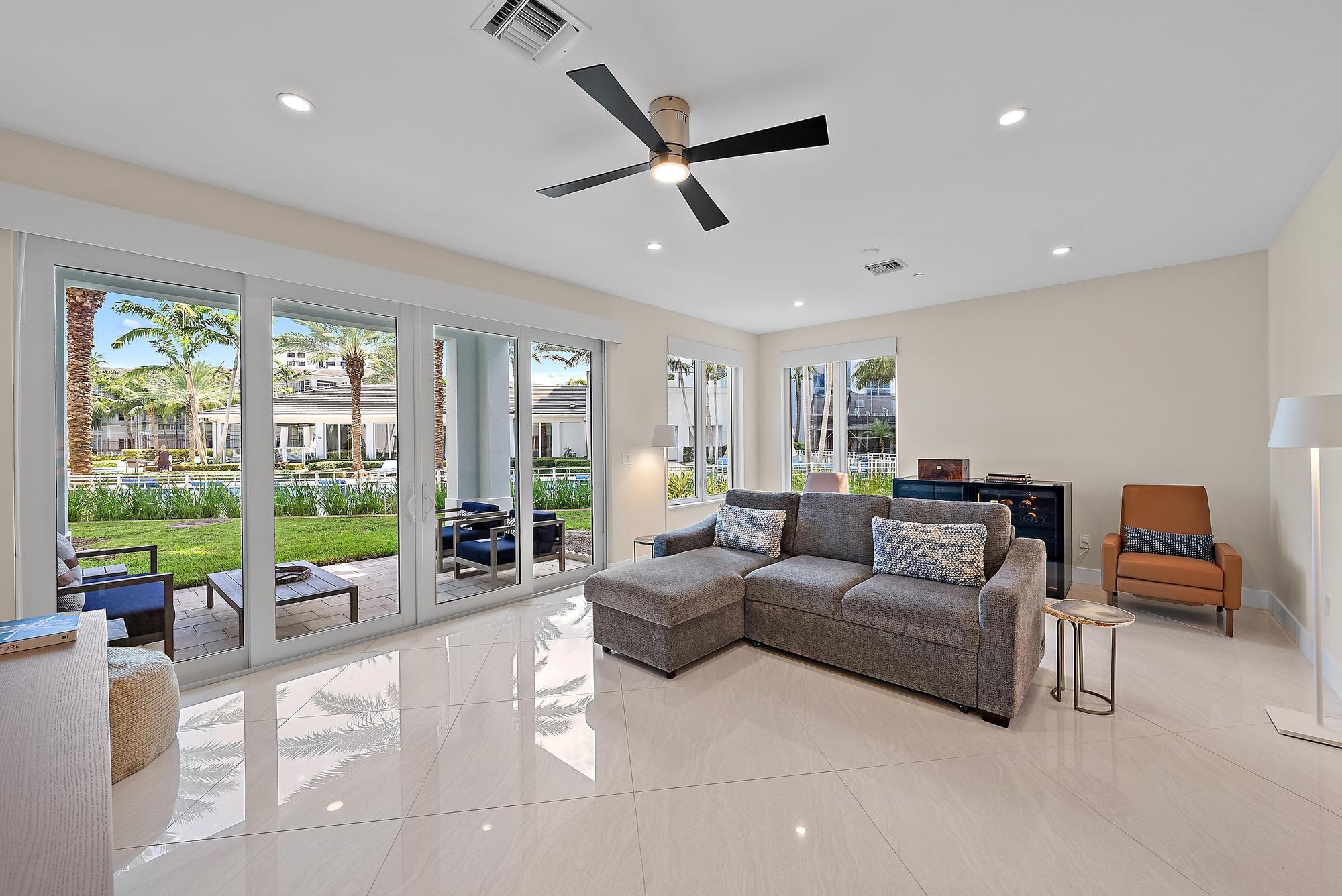 WATER CLUB NORTH PALM BEA - Residential