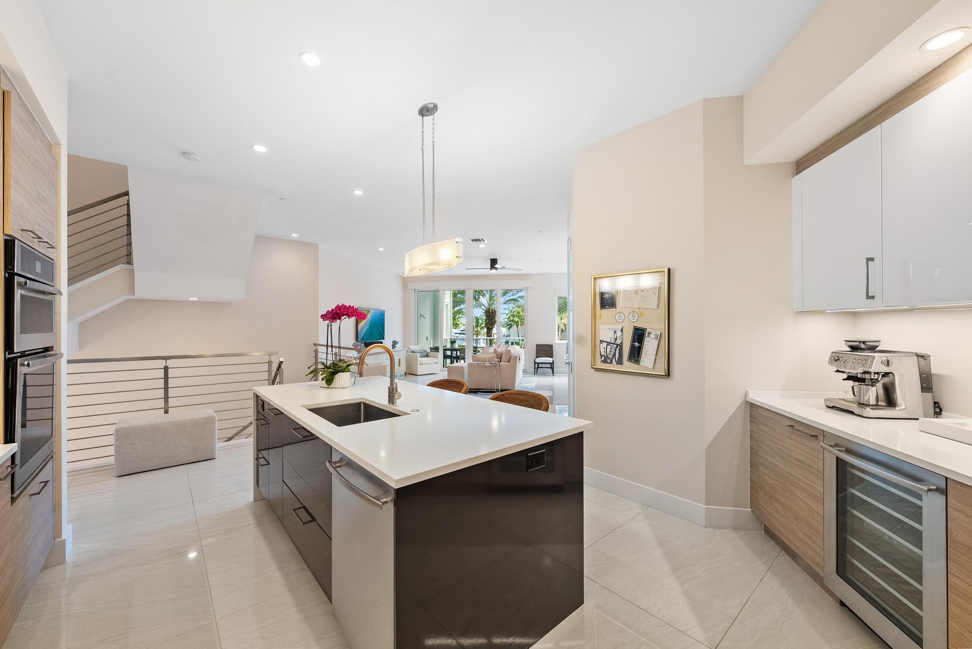 WATER CLUB NORTH PALM BEA - Residential